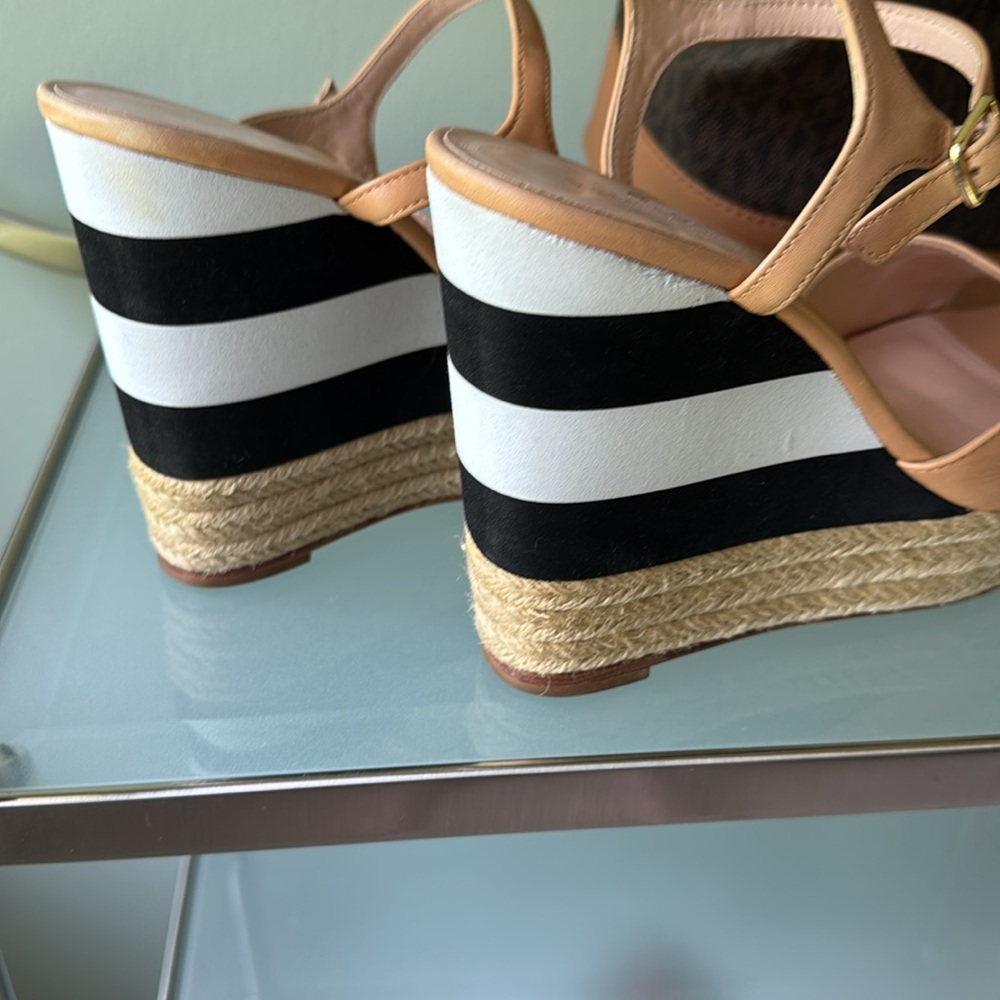 Kate Spade Tan and Black Wedges with White Stripes - Picture 9 of 10